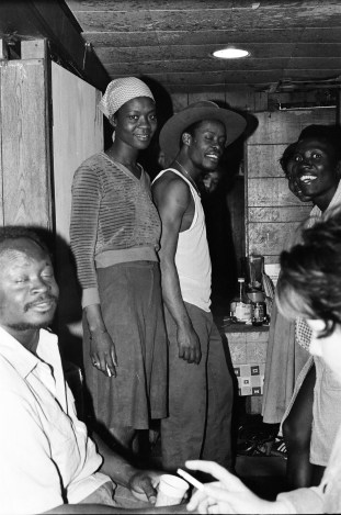 MAK_LW_PRI.008_0001si_ma_19820516